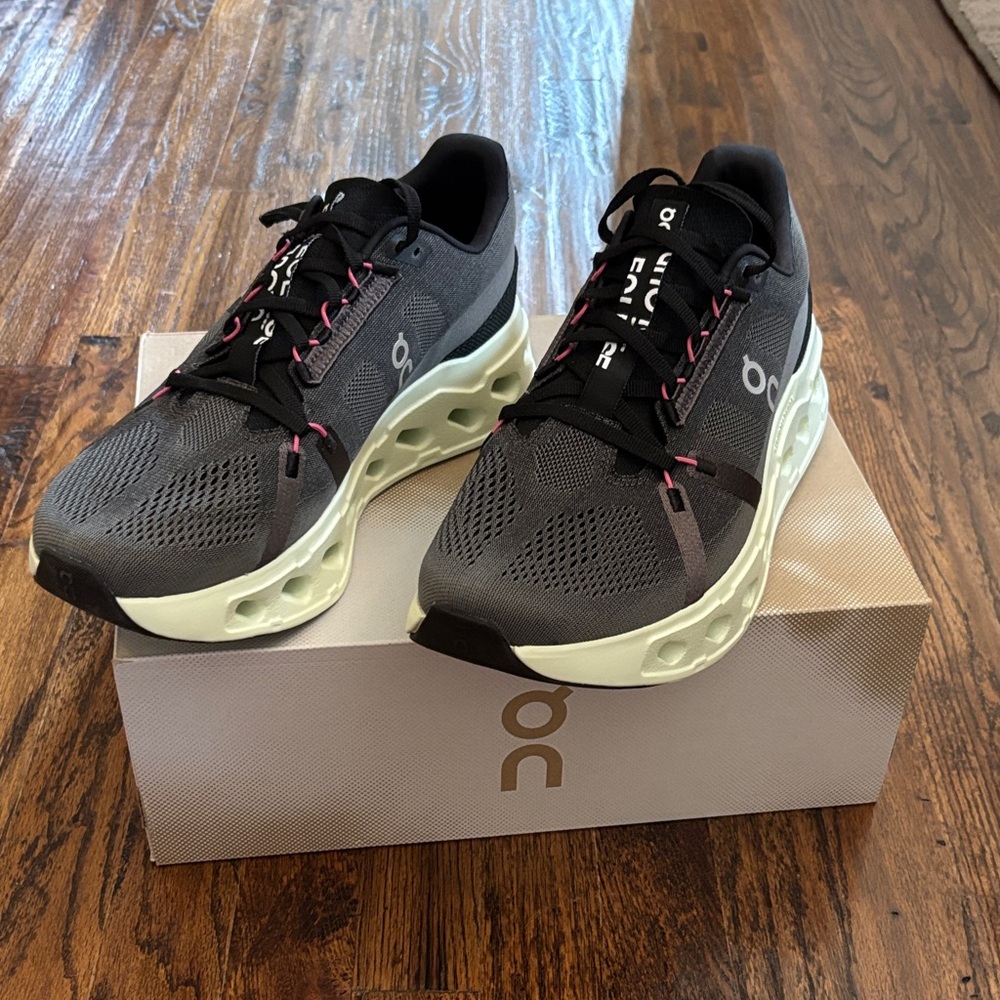 On Cloudeclipse Running Shoes NWT - image 8